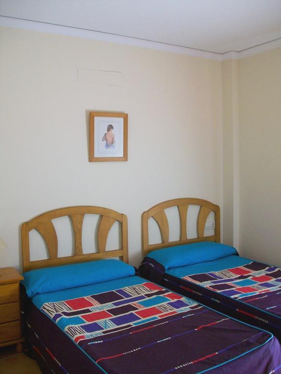 Apartamentos Par Tres - Oliva Nova Room photo