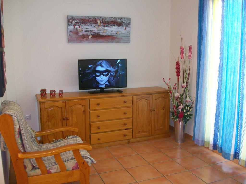 Apartamentos Par Tres - Oliva Nova Room photo