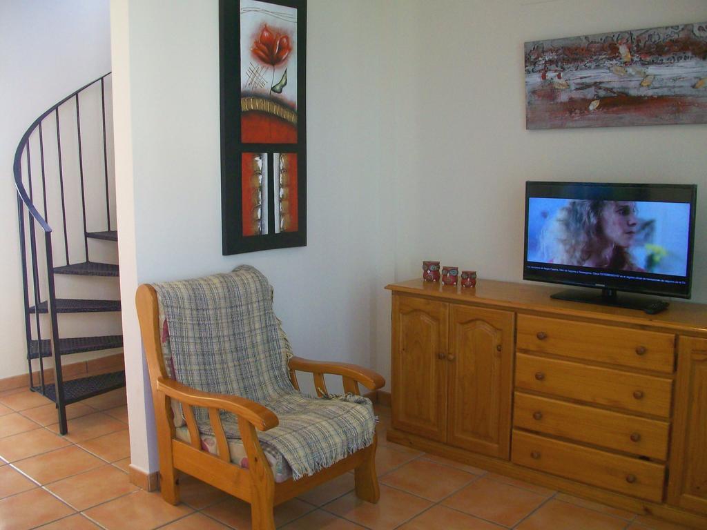 Apartamentos Par Tres - Oliva Nova Exterior photo